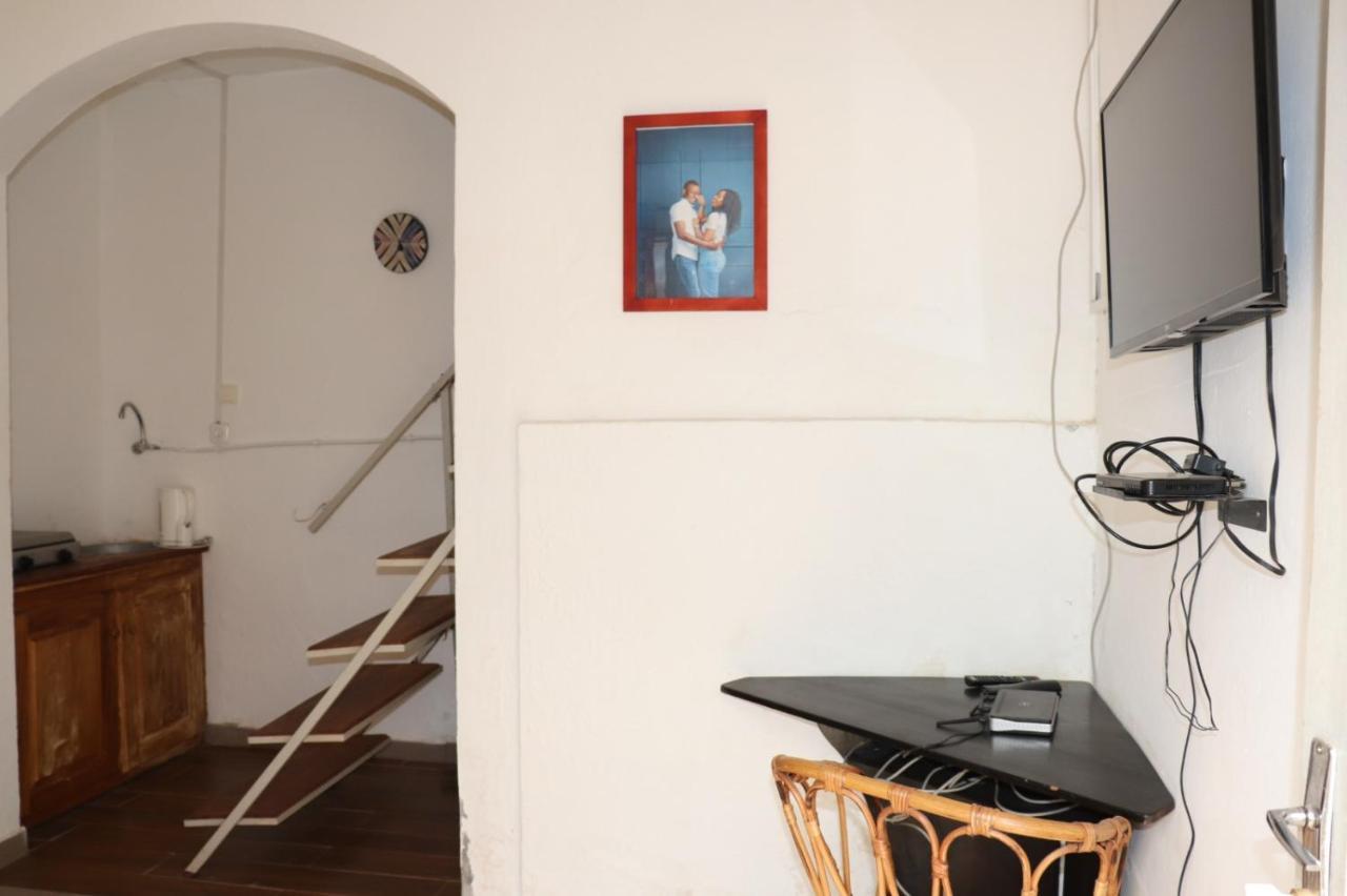 Hotel Fiiaa Yaoundé Esterno foto