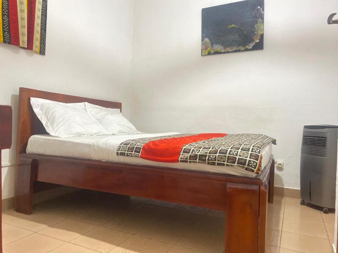 Hotel Fiiaa Yaoundé Esterno foto