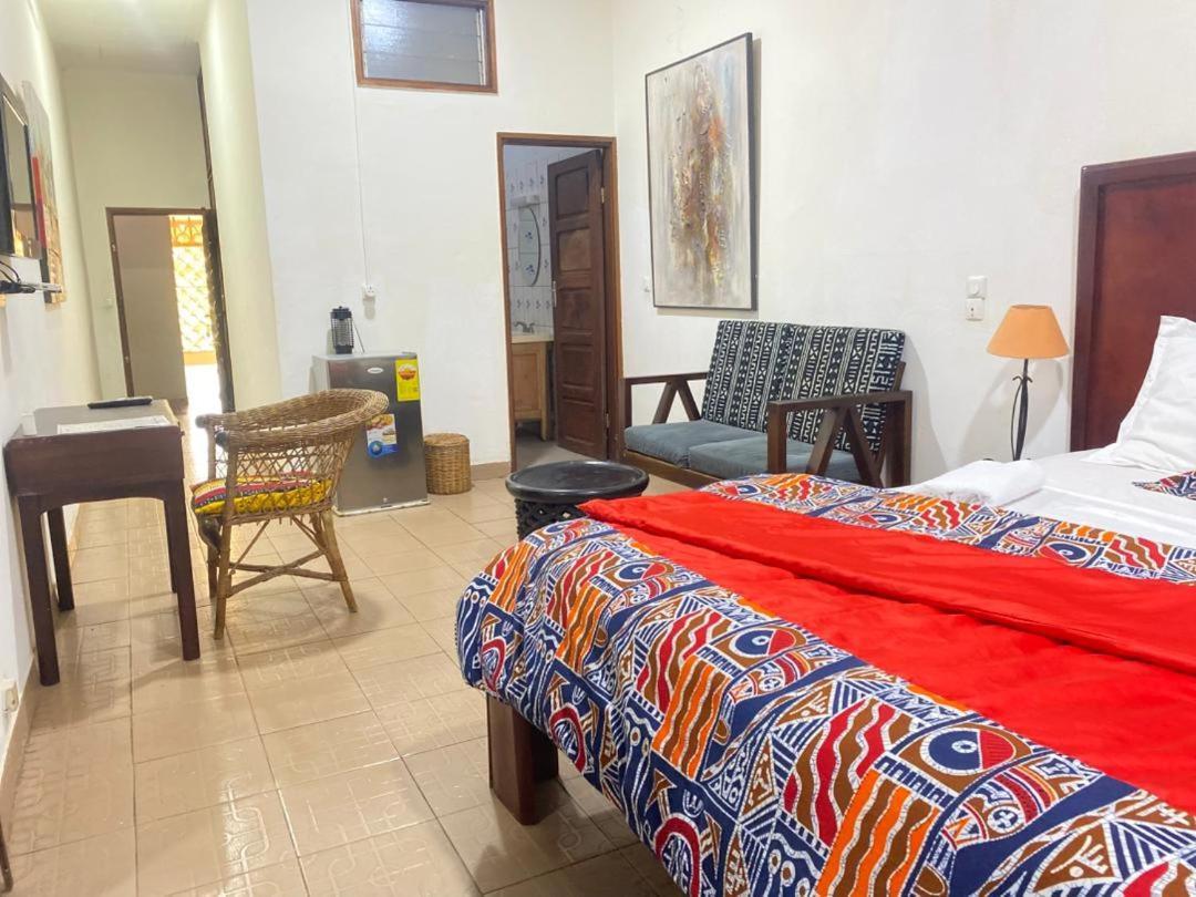 Hotel Fiiaa Yaoundé Esterno foto